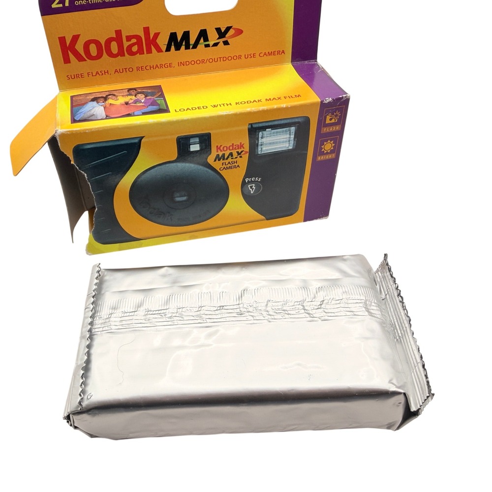 Vintage Kodak MAX Single Use Flash Camera 27 Exp Yellow Expired 2003 As-Is
